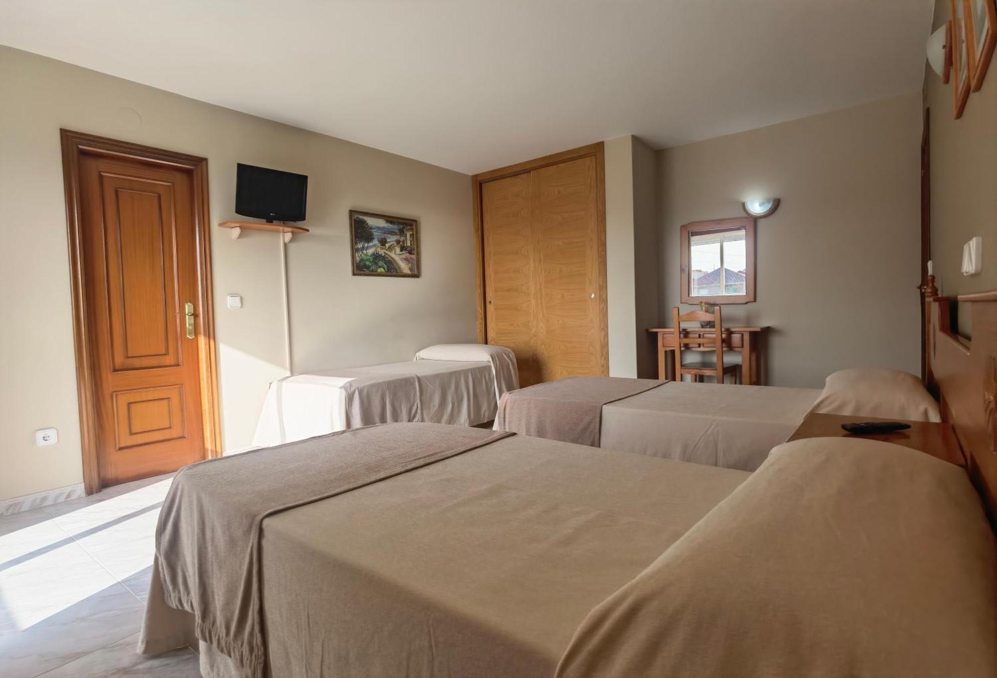 Pension Residencia Cecilia Aios Екстер'єр фото