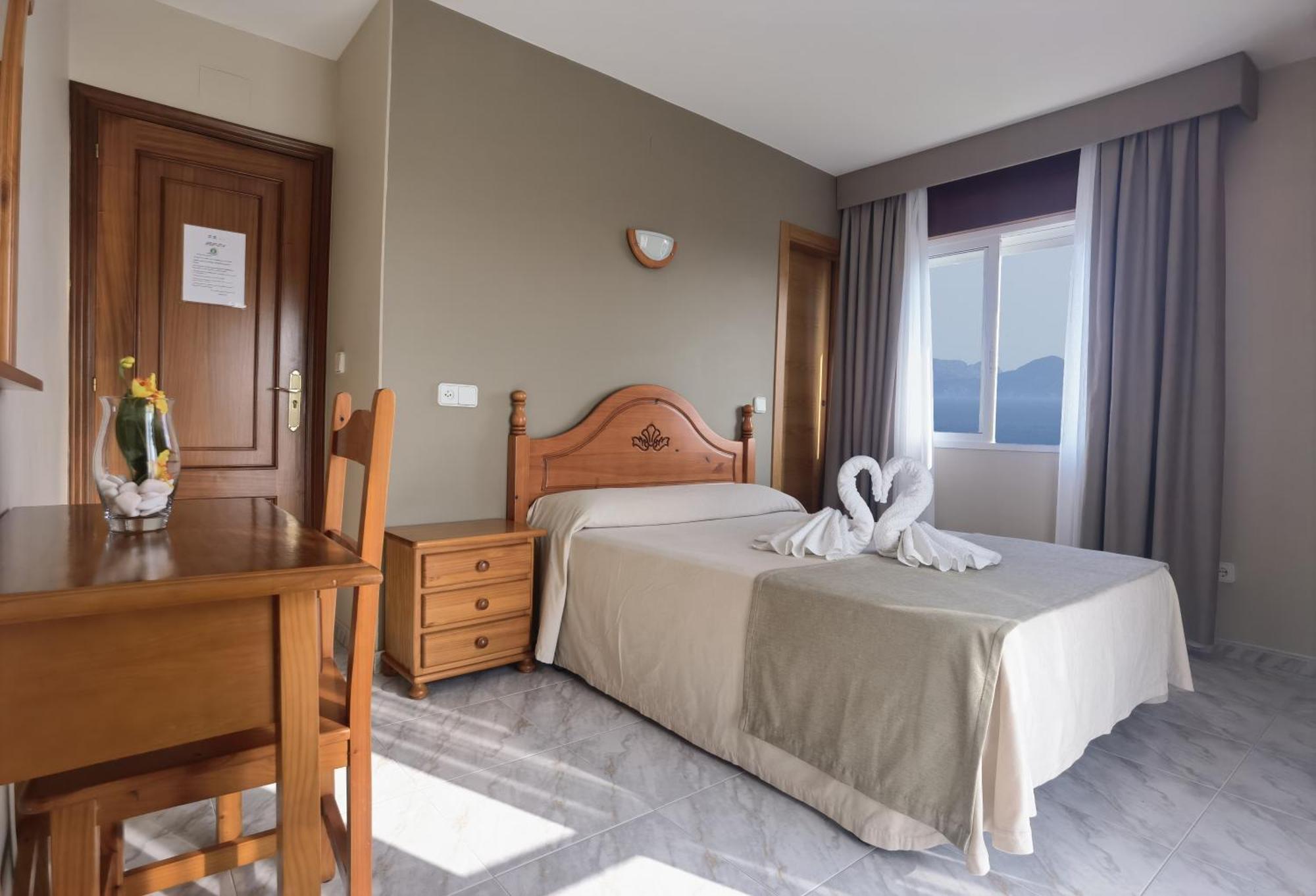 Pension Residencia Cecilia Aios Екстер'єр фото