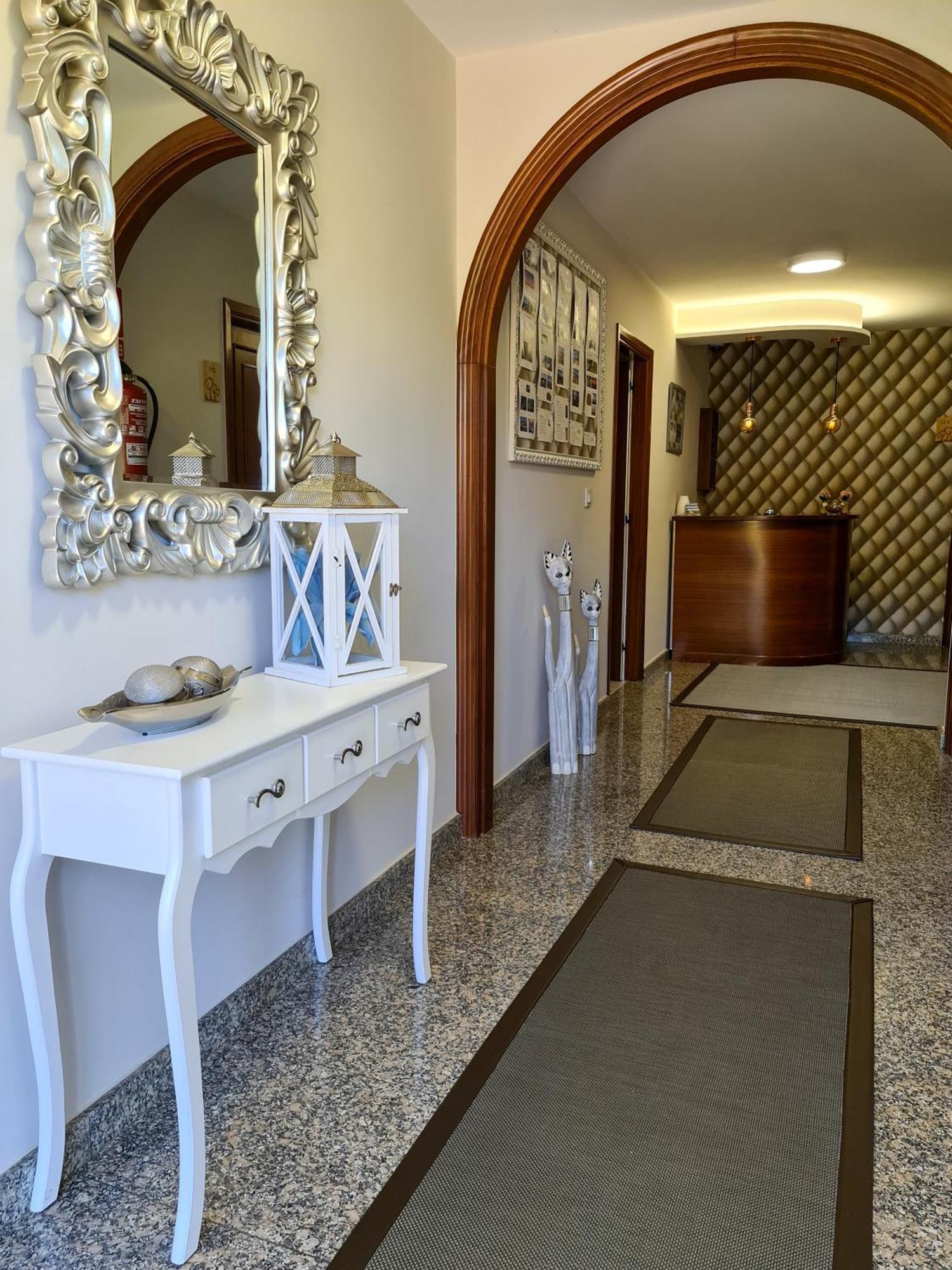 Pension Residencia Cecilia Aios Екстер'єр фото