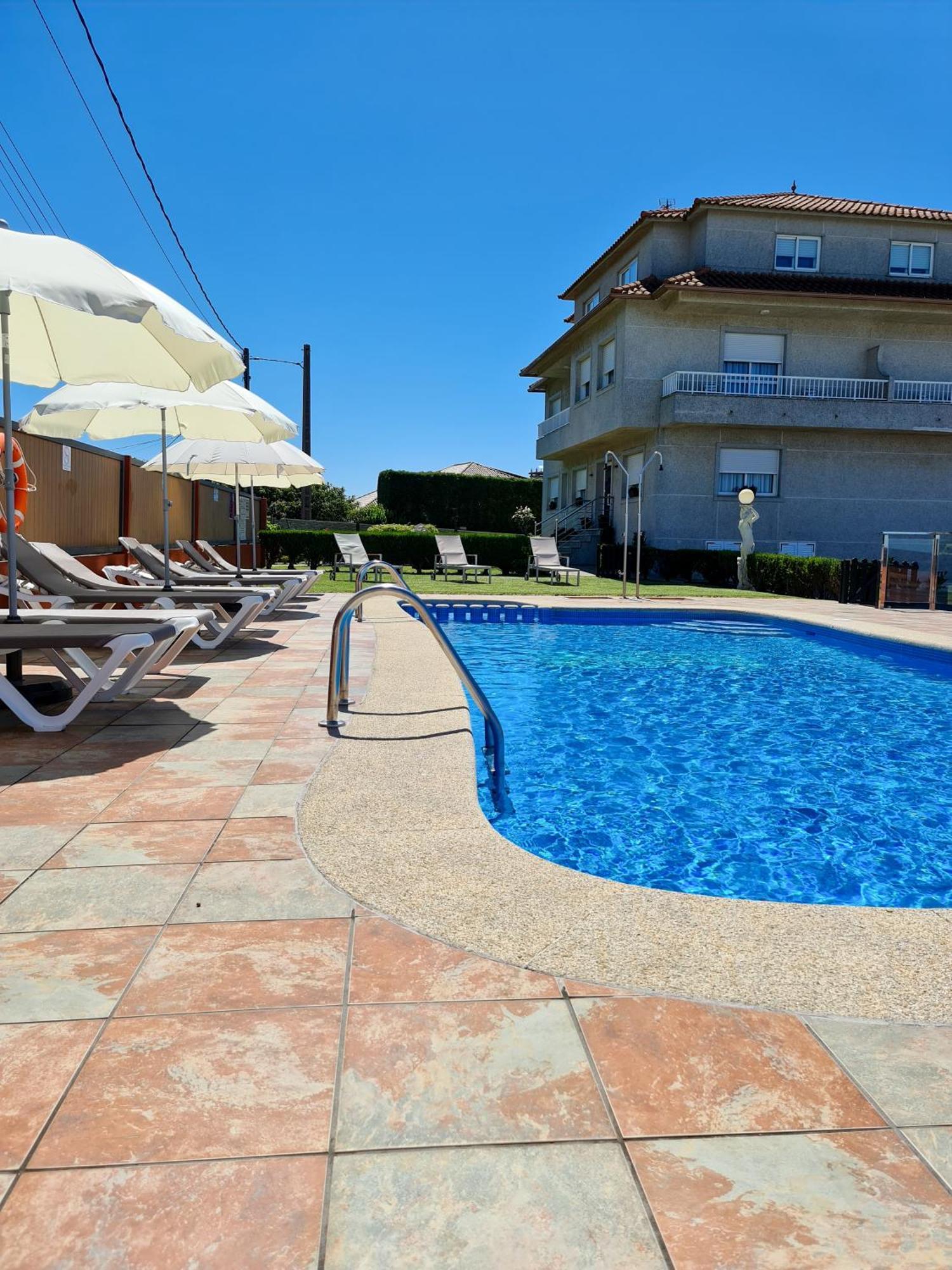 Pension Residencia Cecilia Aios Екстер'єр фото